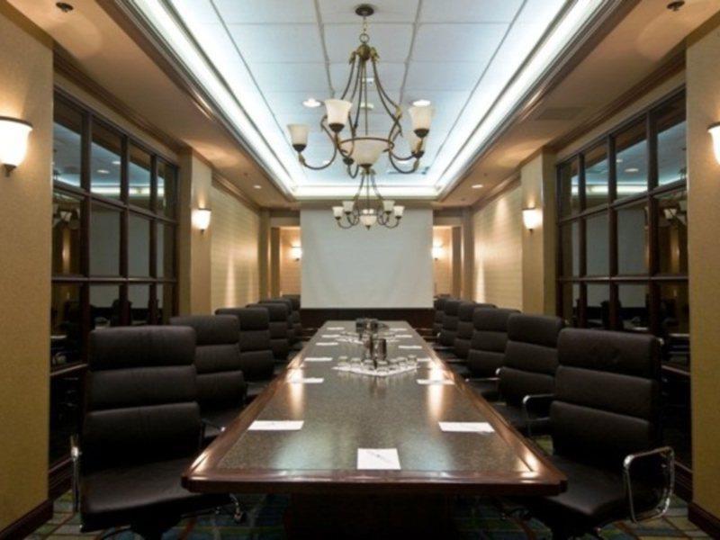 Embassy Suites By Hilton San Diego La Jolla Екстериор снимка